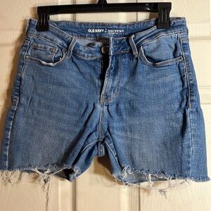 OLD NAVY cut-off jean shorts size 6